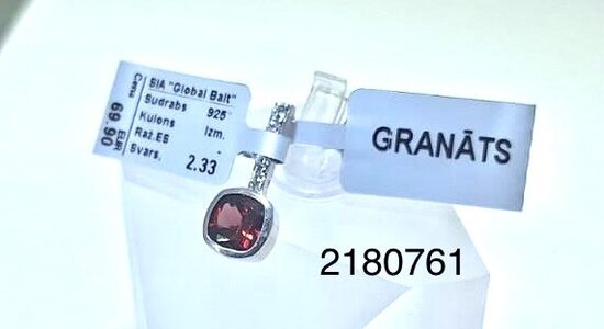 Sudraba kulons ar granātu -60%