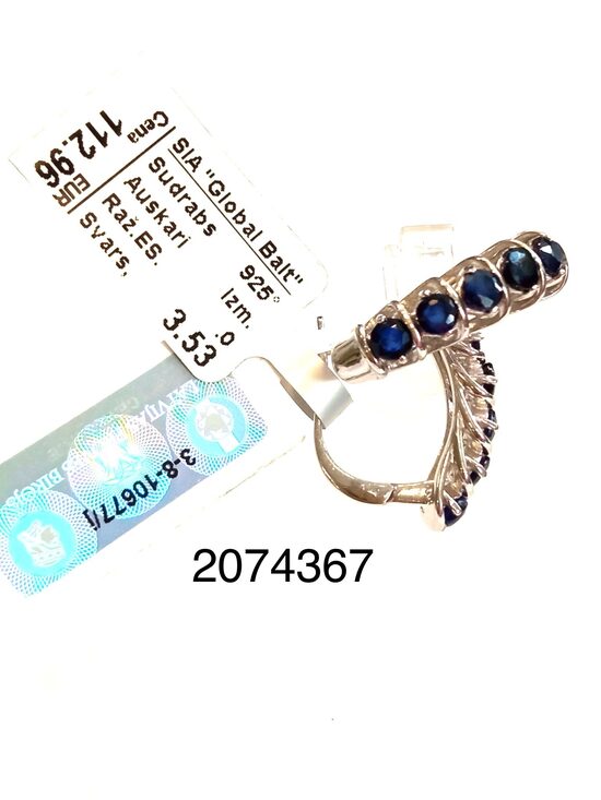 Sudraba auskari ar safīru -60%