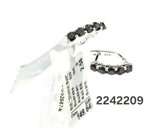 Sudraba auskari ar safīru -60%