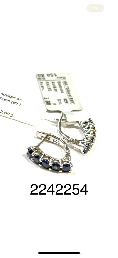 Sudraba auskari ar safīru 